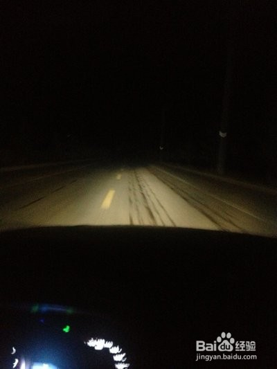 疝气灯黑影解决方法