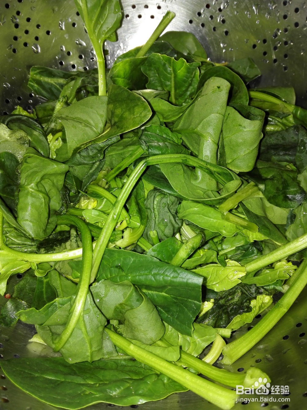 怎样做蛋皮菠菜汤？