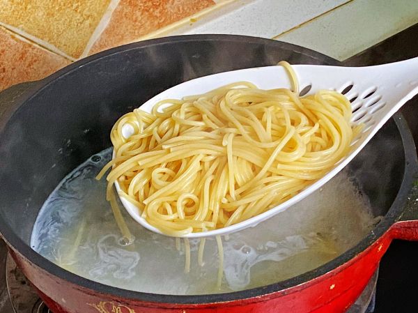 奶油青口贝意面