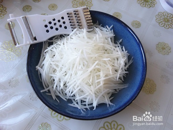 凉拌酸甜萝卜丝