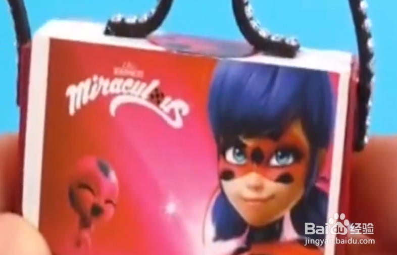 如何给芭比做好看的手提包？