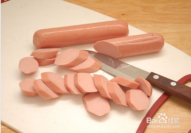 如何制作炒热狗