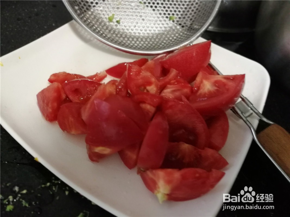 鸡蛋饼盖浇西红柿