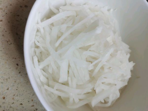 萝卜丝荷包蛋汤