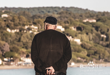 关节炎老人面对安必丁和氨糖应该怎么选?