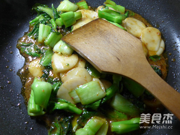 牛肉酱菜芯炒年糕