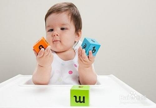 <b>如何为宝宝挑选玩具</b>