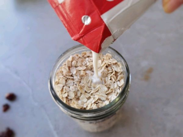 蔓越莓隔夜燕麦