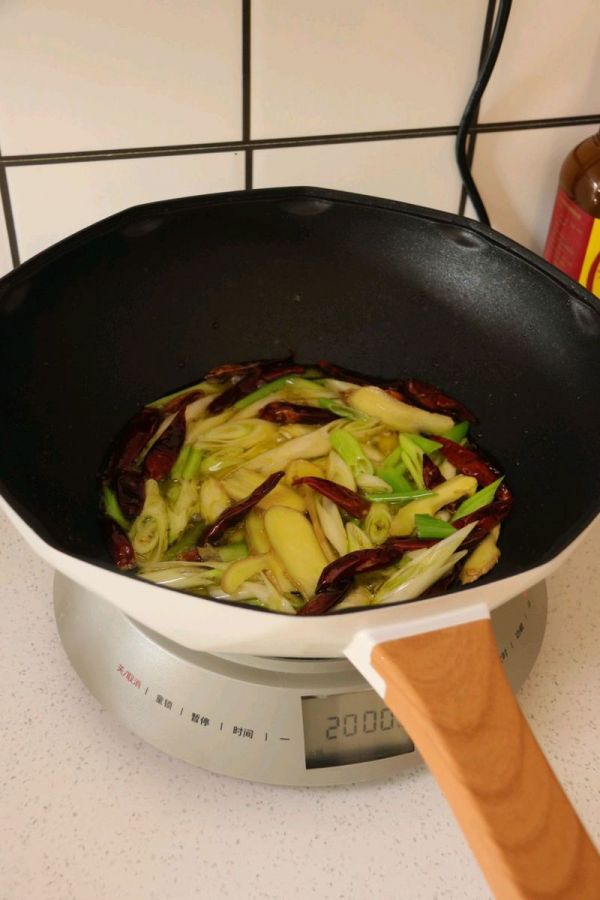 香辣土豆片花甲