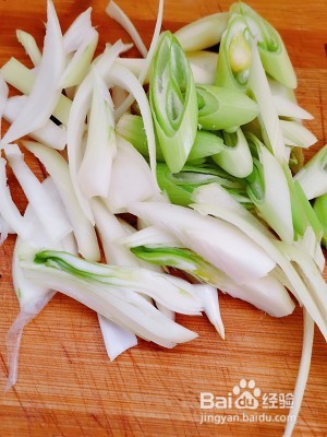 葱炒羊肉的做法