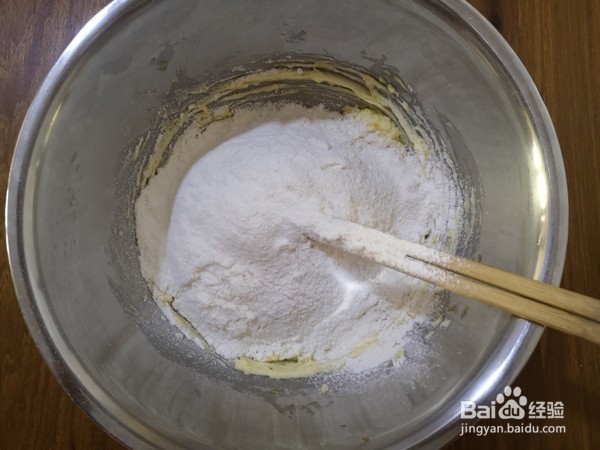 如何做出简单的黑芝麻小麻花