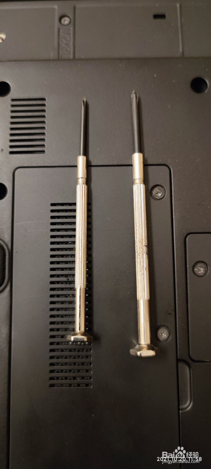 笔记本硬盘拆卸案例