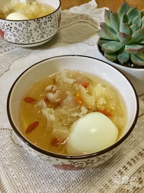鸡蛋银耳糖水