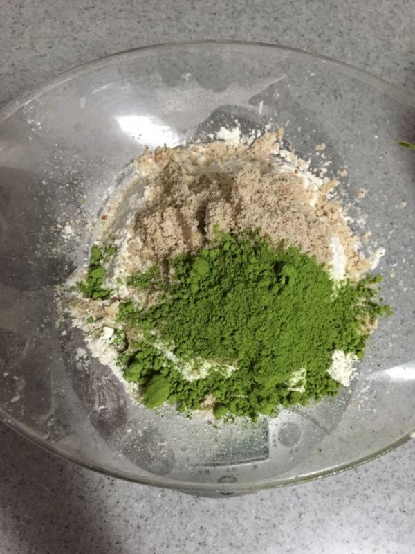抹茶杏仁蝴蝶脆饼