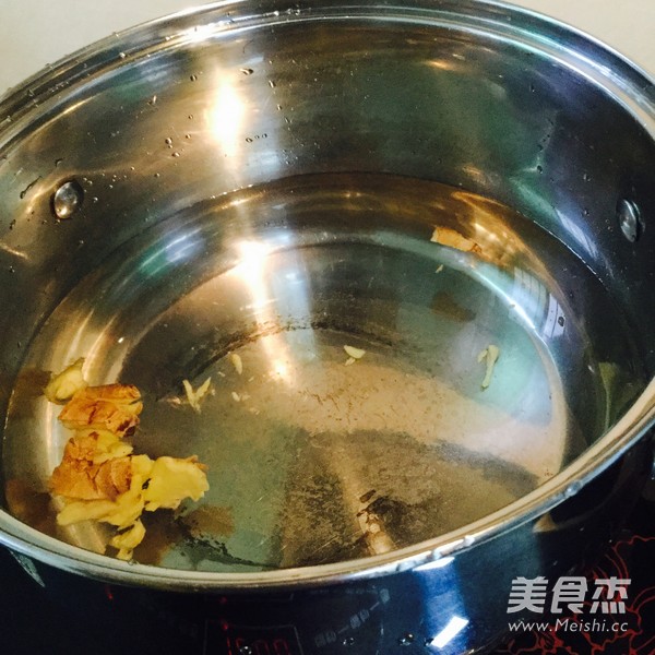 番茄鱼头汤的做法