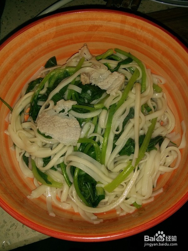 耗油菠菜肉拌面