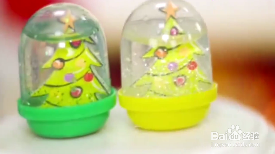 如何自己做芭比娃娃的装饰品？