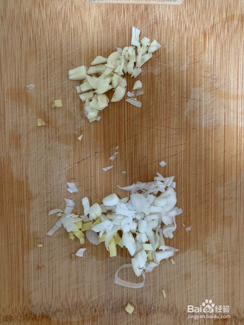 简单易学的“酱香茄子”