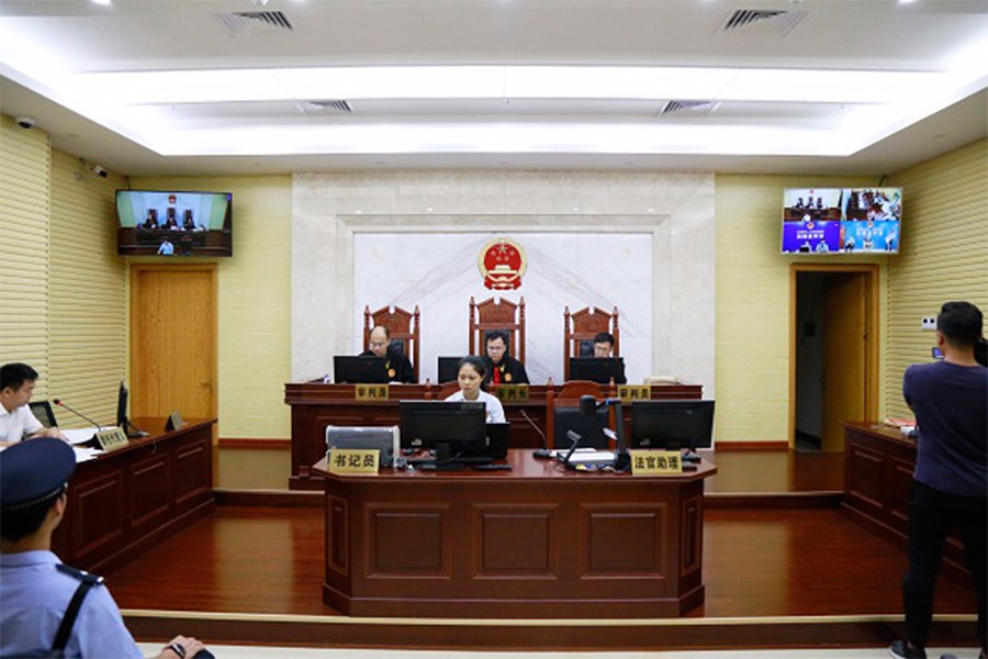 法院一般设有好多审判庭，每个审判庭有什么区别