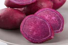 紫薯能和牛奶一起吃吗