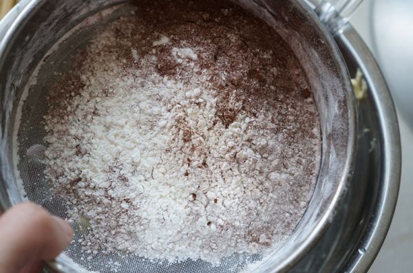 圣诞水晶球音乐盒糖霜饼干