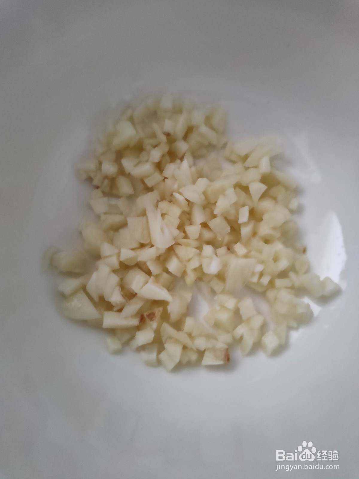 鸡腿怎么做好吃,蒜香鸡腿让你回味无穷