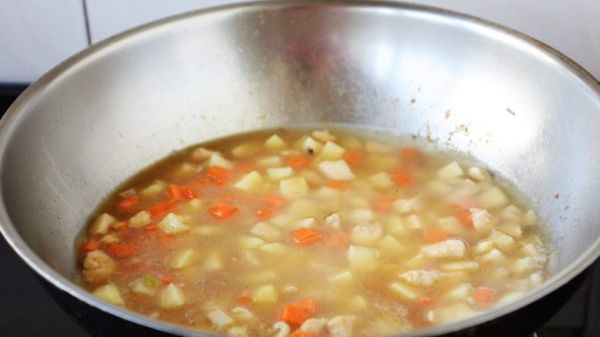 咖喱土豆鸡丁饭