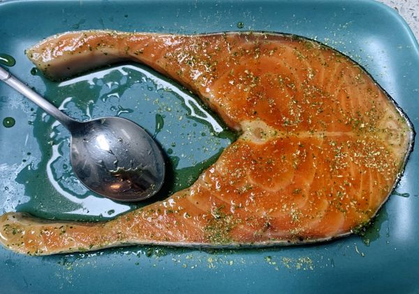 秘制香煎三文鱼佐奶油炖饭