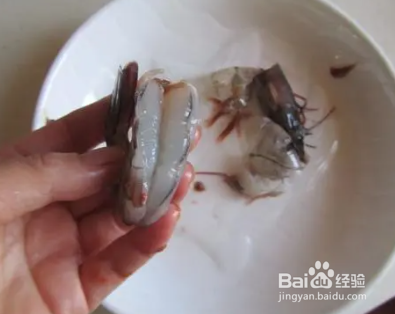 如何做家常油爆虾