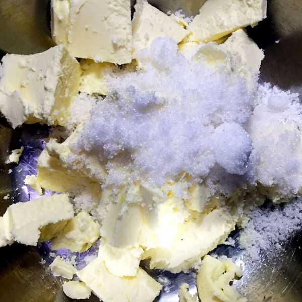 蓝莓渐变冻芝士蛋糕