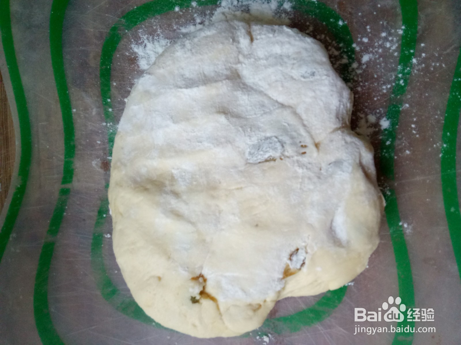 牛奶葡萄干玉米面饼