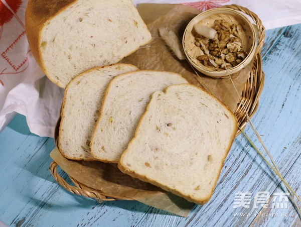 面包机一键牛奶核桃软吐司