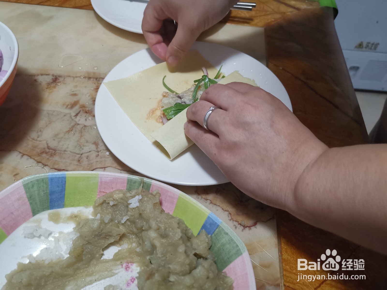 干豆腐卷饭包