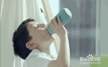 春季里,夜晚带孩子外出遛弯,需要注意啥?