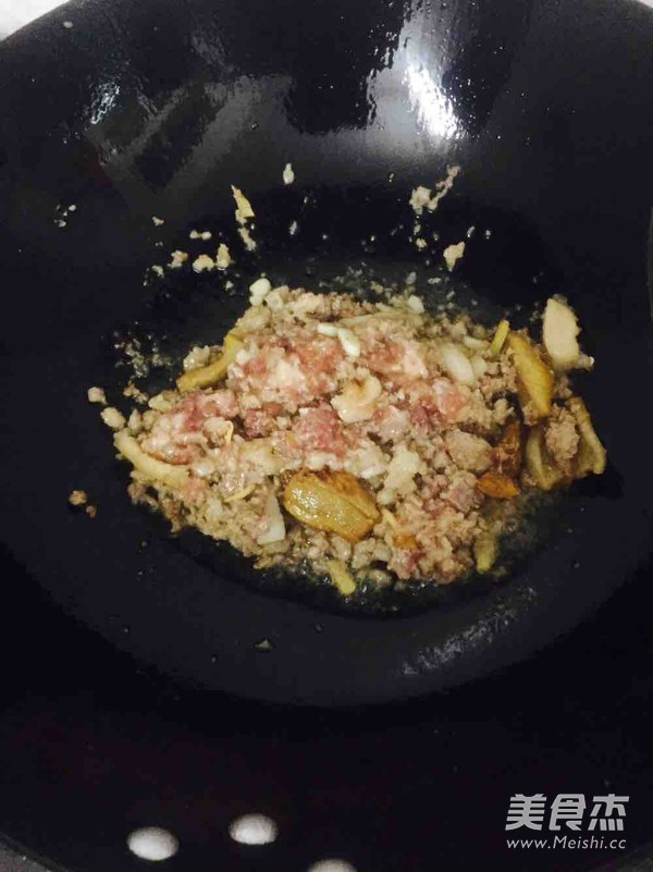 肉末焖豆腐的做法