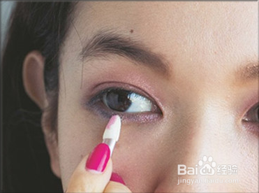 桃花妆的化妆技巧