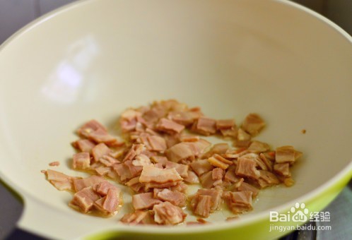 家常版培根炒饭是如何做的？