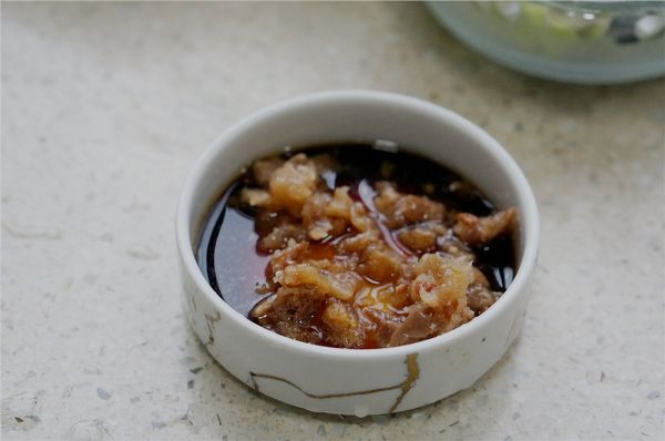 牛肉肠果蔬沙拉