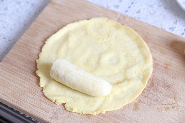 辅食日志 | 香蕉蛋饼卷(10M+)