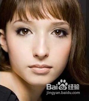 瘦脸小动作,消灭双下巴