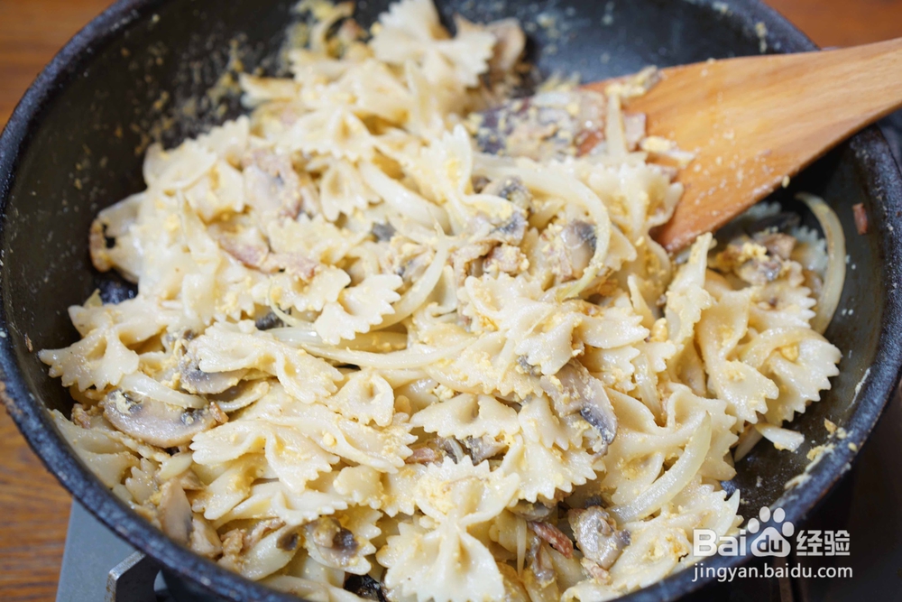 超级香的培根蛋黄奶油意大利面