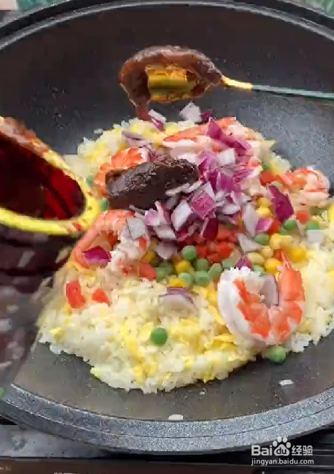 如何制作咖喱炒饭
