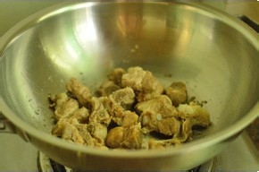 如何做茄酱烧排骨