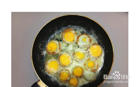 鲜香下饭香辣金钱蛋的做法步骤