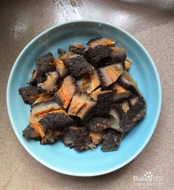 红极参炒豌豆米做法