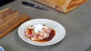 教大家做菌菇滑鸡煲仔饭