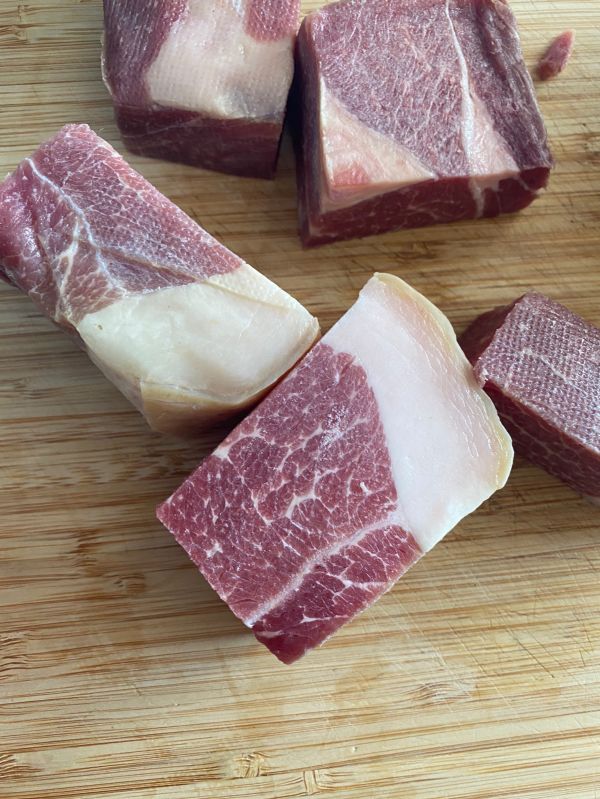 云腿干锅茶树菇