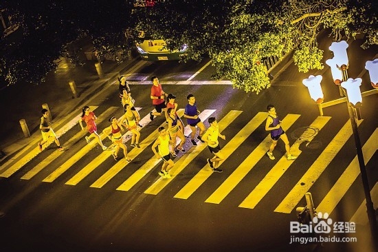 夜跑需要注意什么 夜跑需要什么装备