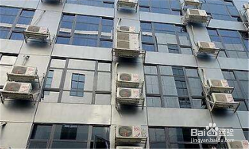 刮风空调就响怎么办