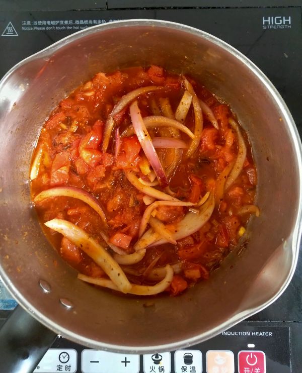 葱头西红柿削面